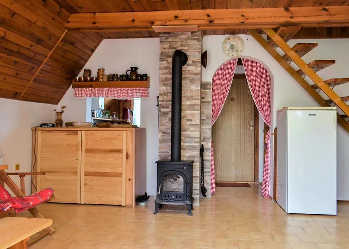 Dehtare By Interhome Hluboká nad Vltavou